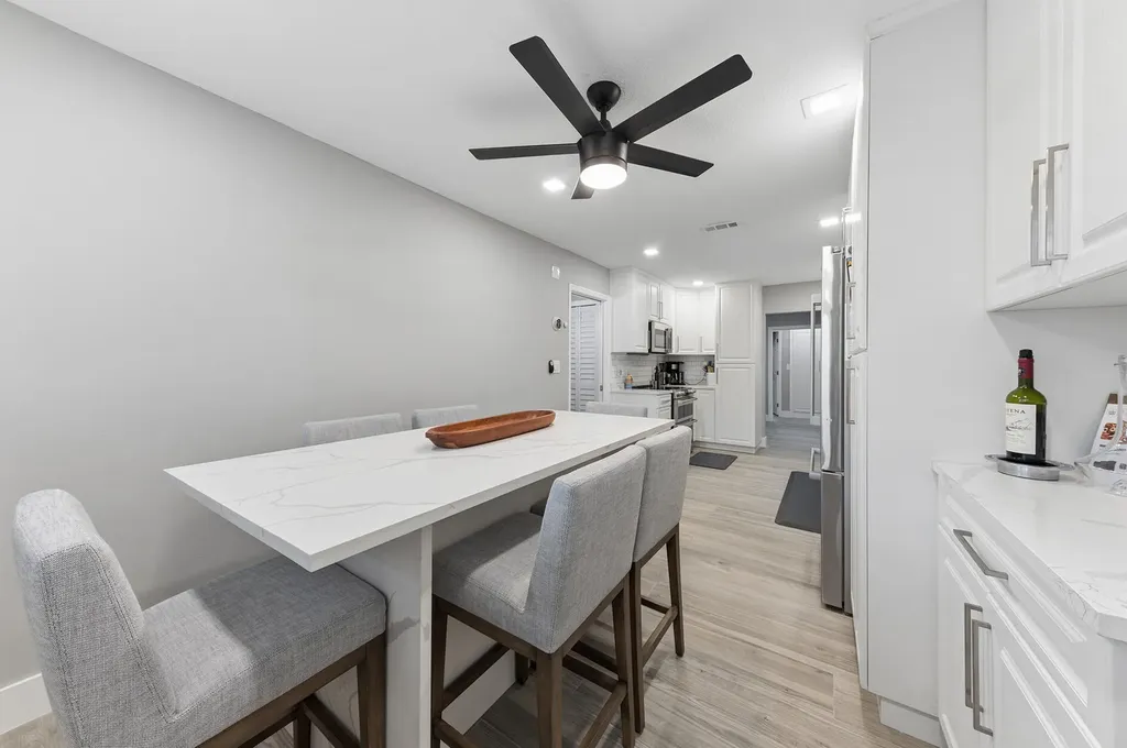 282 NE 27th Court Boca Raton FL 33431