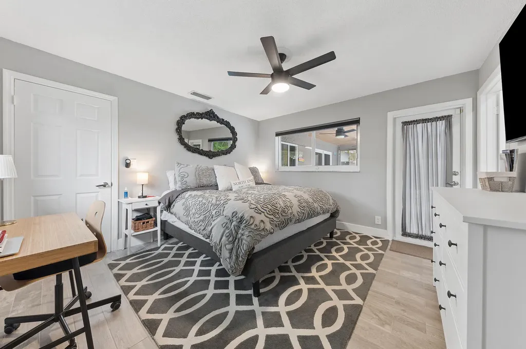 282 NE 27th Court Boca Raton FL 33431