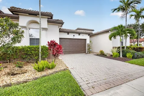 7818 Serra Way Delray Beach FL 33446