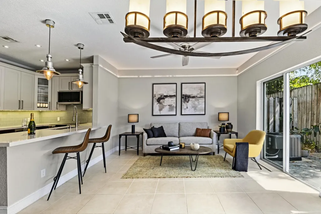 1741 NE 4th Avenue Fort Lauderdale FL 33305