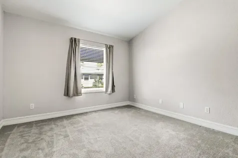 1741 NE 4th Avenue Fort Lauderdale FL 33305
