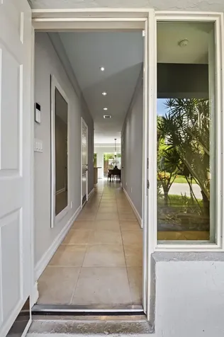 1741 NE 4th Avenue Fort Lauderdale FL 33305