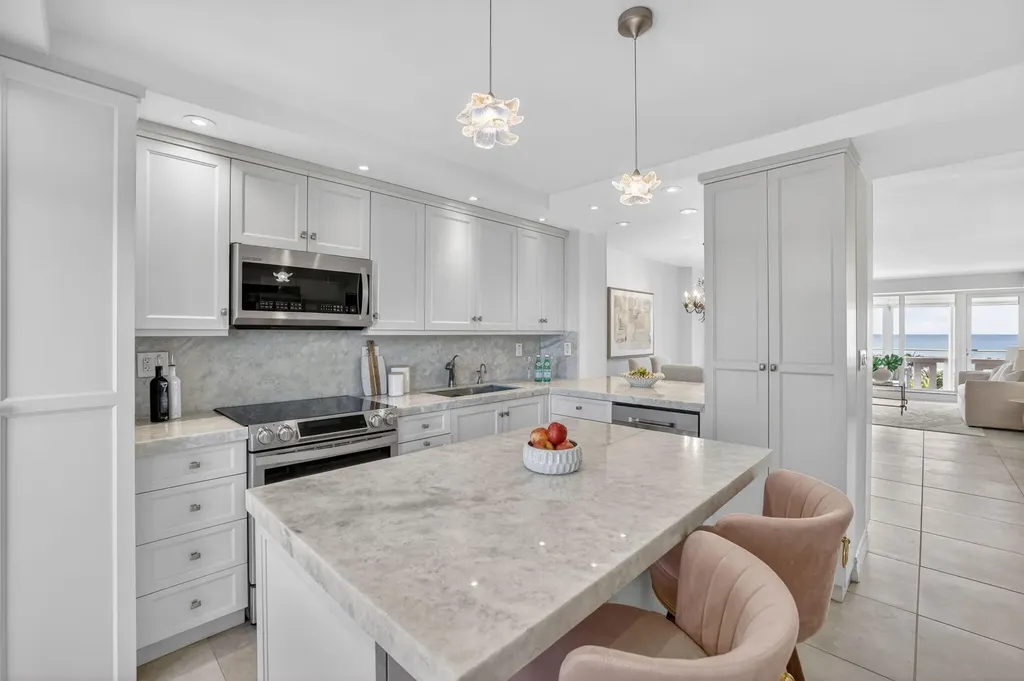 2000 S Ocean Drive Fort Lauderdale FL 33316