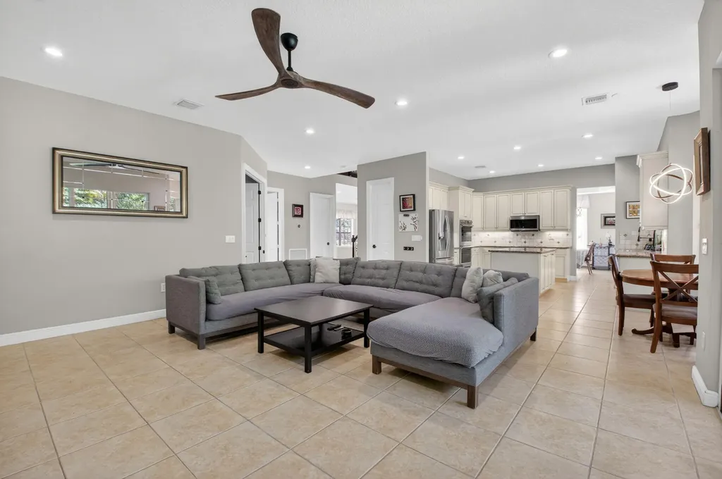 9520 Barletta Winds Point Delray Beach FL 33446