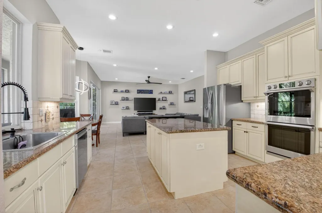 9520 Barletta Winds Point Delray Beach FL 33446