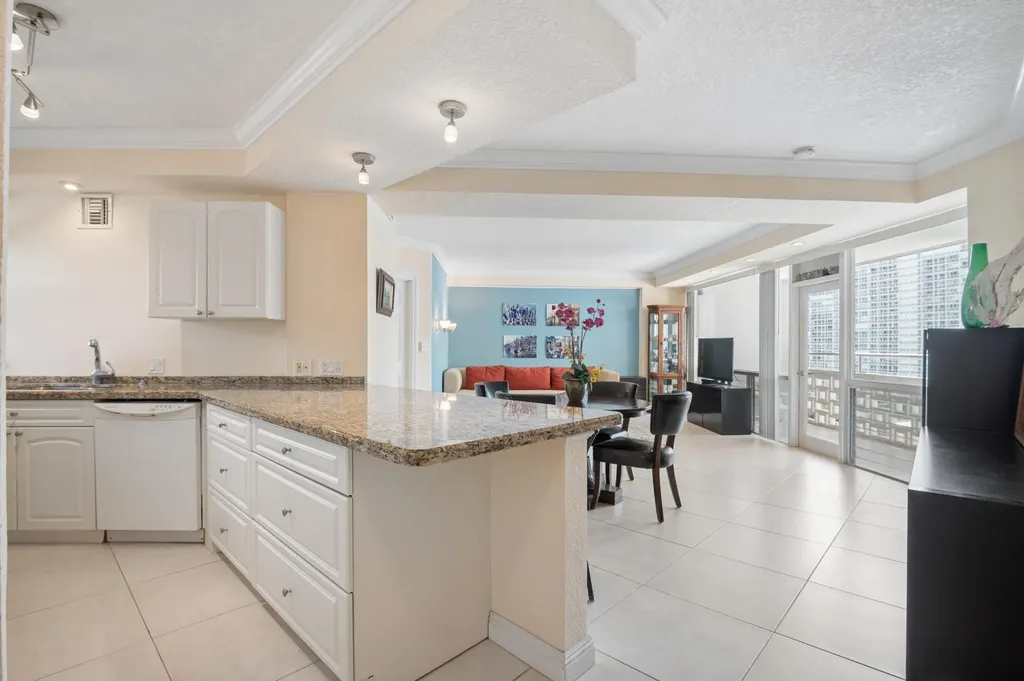 1900 S Ocean Drive Fort Lauderdale FL 33316