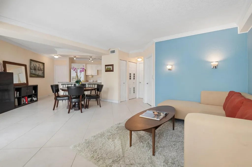 1900 S Ocean Drive Fort Lauderdale FL 33316