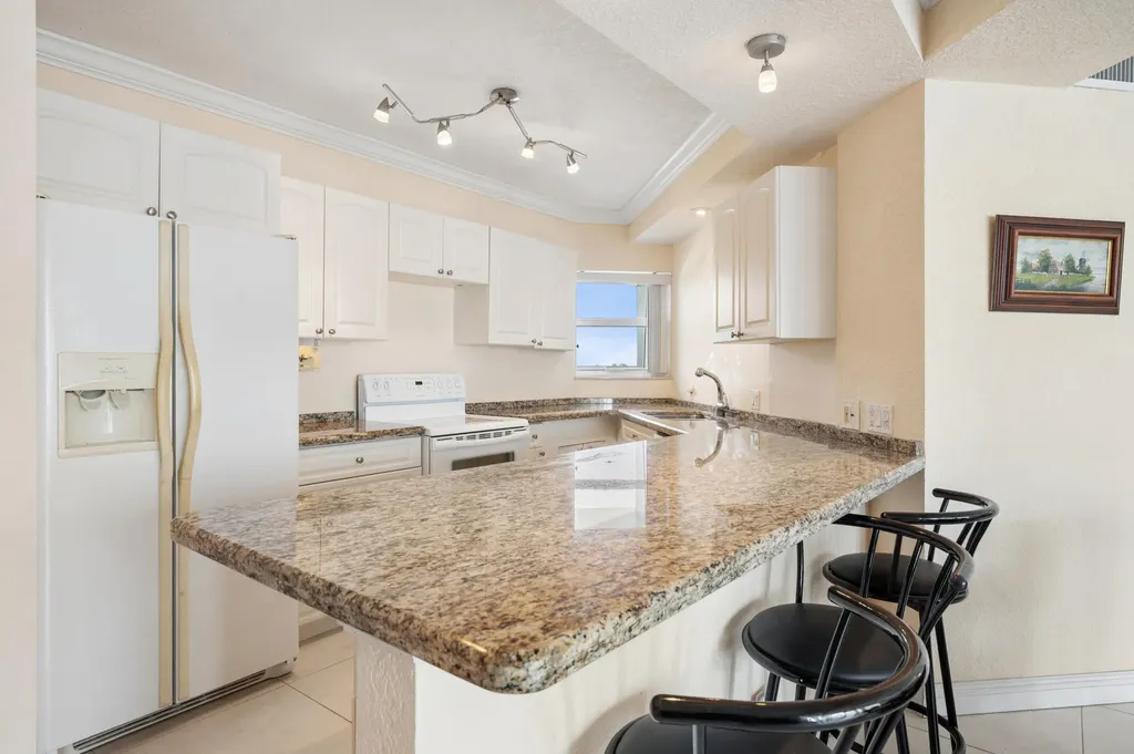 1900 S Ocean Drive Fort Lauderdale FL 33316