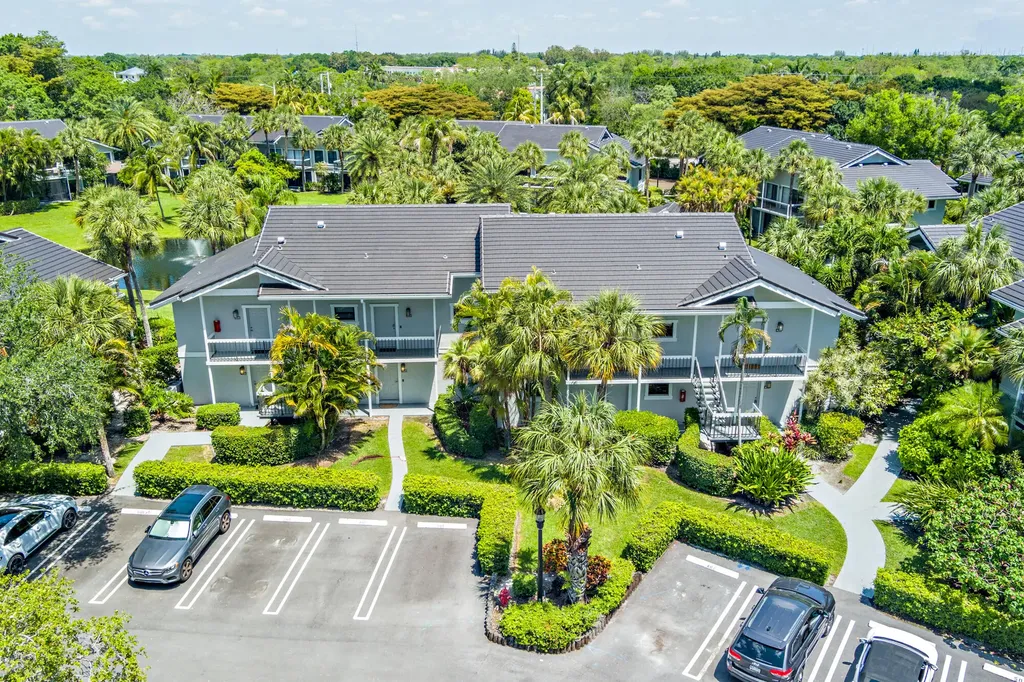 11863 Wimbledon Circle Wellington FL 33414