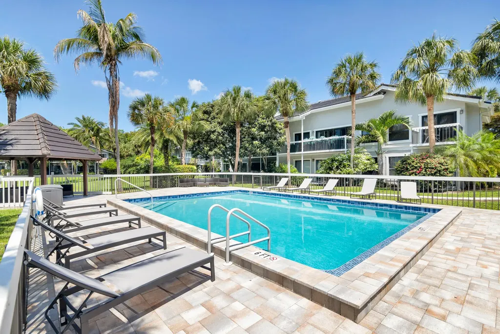 11863 Wimbledon Circle Wellington FL 33414