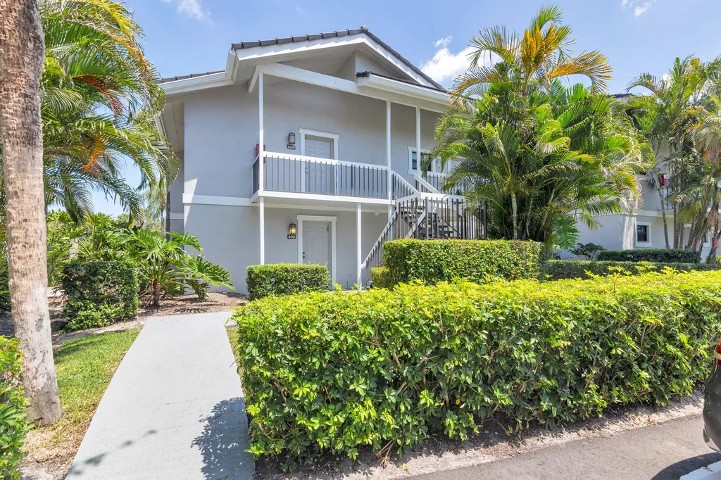 11863 Wimbledon Circle Wellington FL 33414