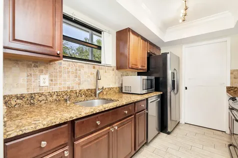 11863 Wimbledon Circle Wellington FL 33414