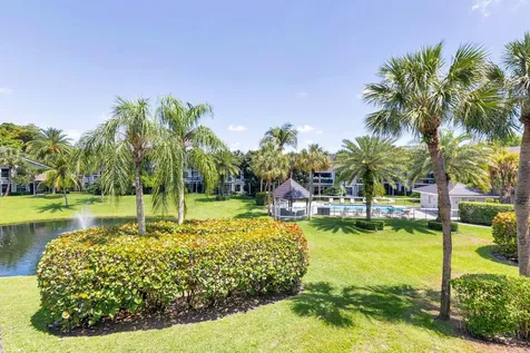 11863 Wimbledon Circle Wellington FL 33414