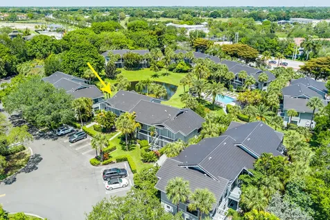 11863 Wimbledon Circle Wellington FL 33414