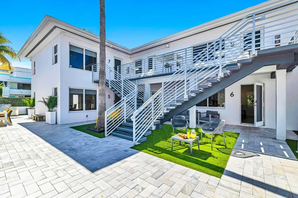 347 N Birch Road Fort Lauderdale FL 33304