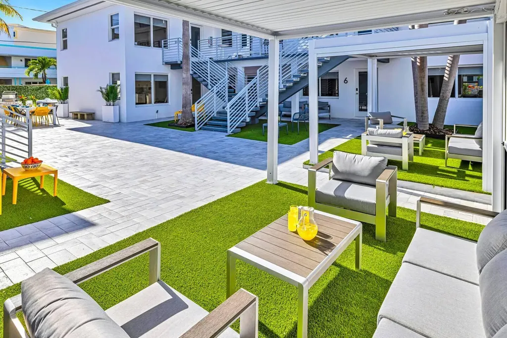 347 N Birch Road Fort Lauderdale FL 33304