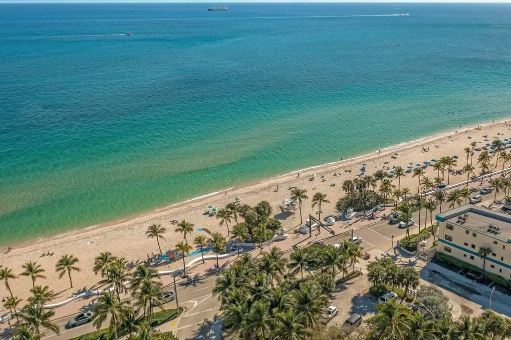 347 N Birch Road Fort Lauderdale FL 33304