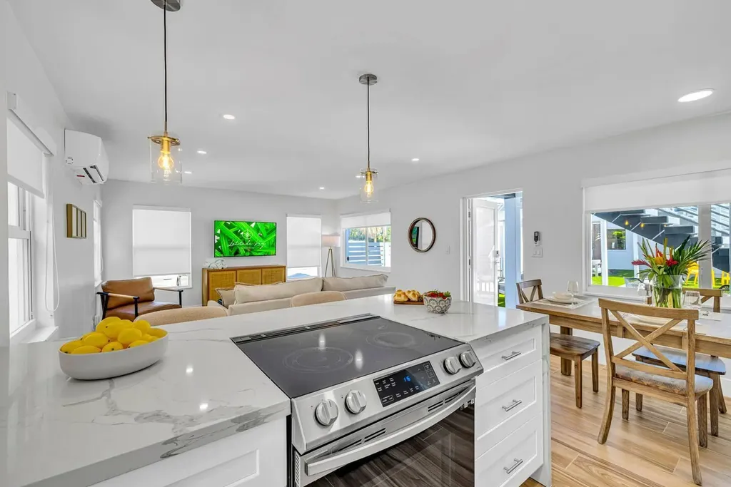 347 N Birch Road Fort Lauderdale FL 33304