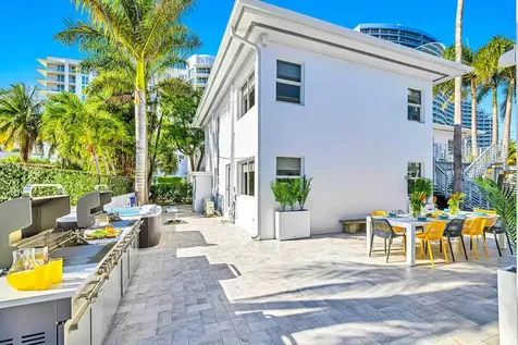 347 N Birch Road Fort Lauderdale FL 33304