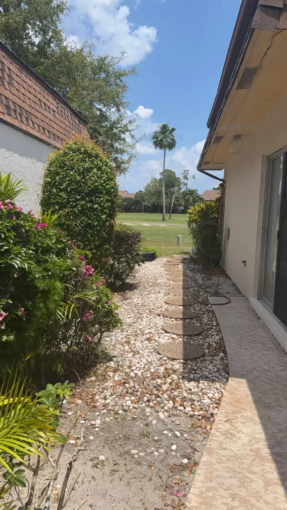 3356 Via Mancebo Street Lake Worth FL 33467