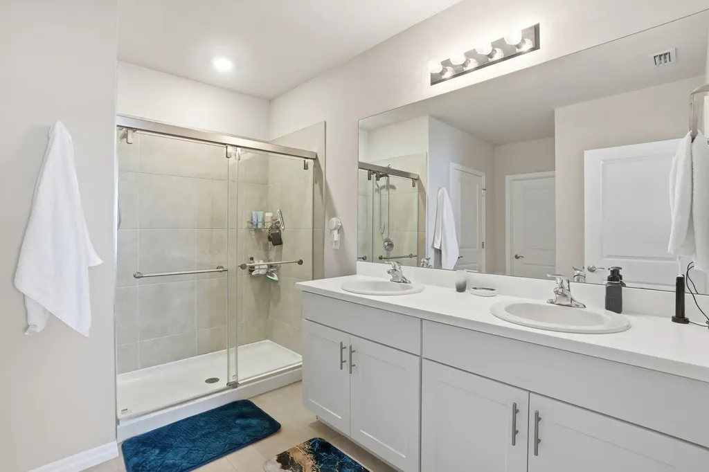 8909 Cascade Price Circle North Fort Myers FL 33917