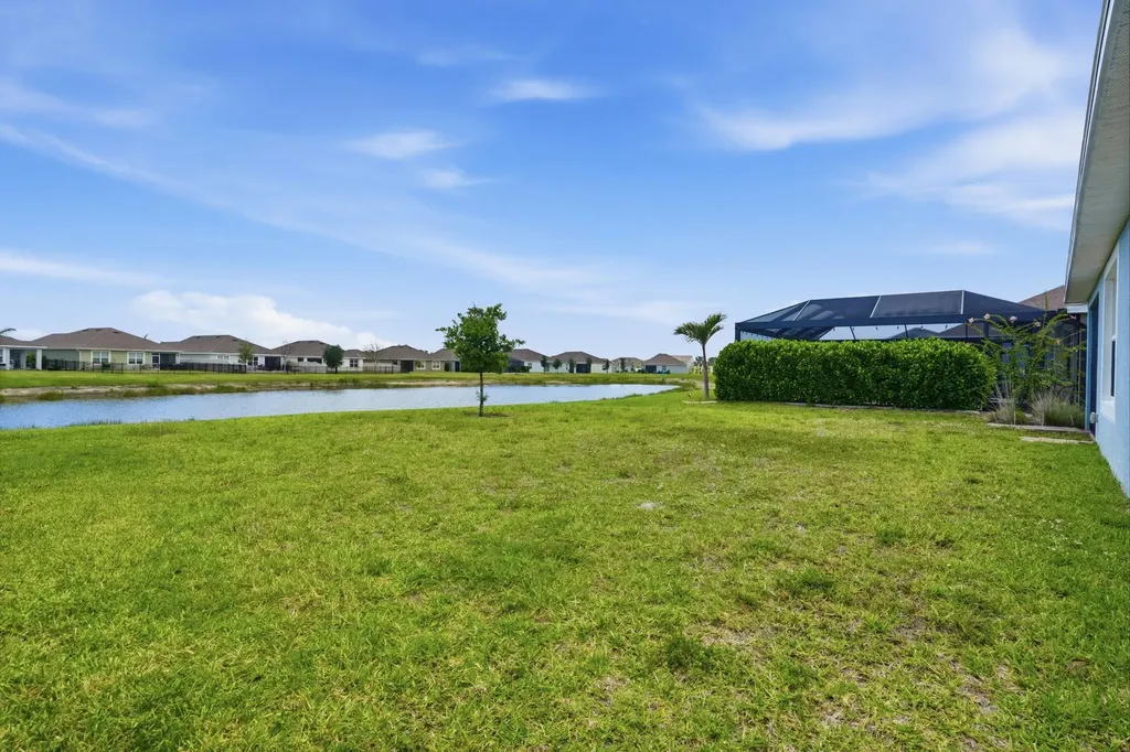 8909 Cascade Price Circle North Fort Myers FL 33917