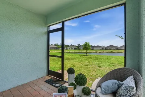 8909 Cascade Price Circle North Fort Myers FL 33917