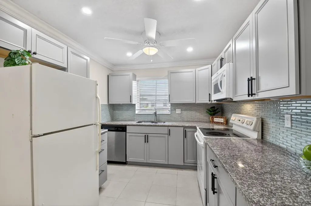 2787 Dudley Drive West Palm Beach FL 33415