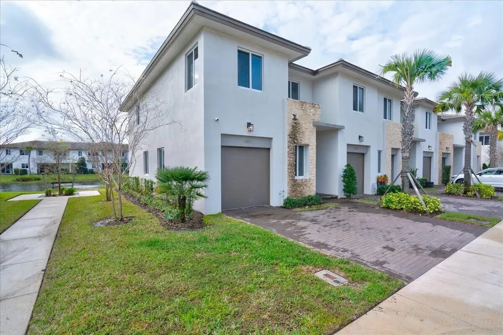 1451 Pioneer Way Royal Palm Beach FL 33411