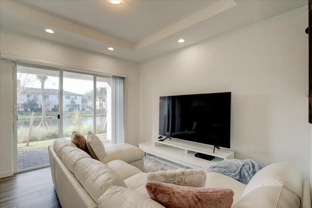 1451 Pioneer Way Royal Palm Beach FL 33411