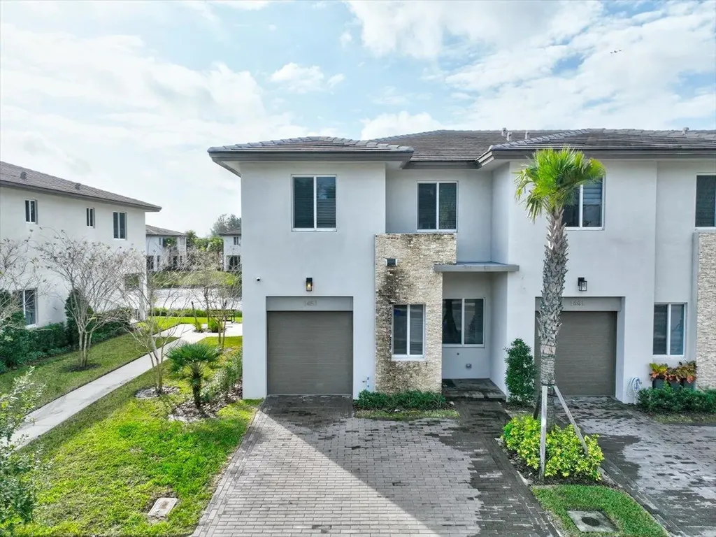 1451 Pioneer Way Royal Palm Beach FL 33411