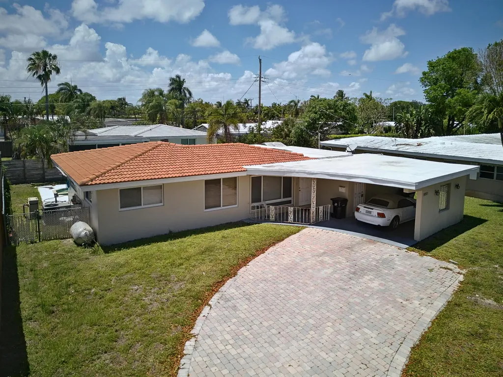 5821 NE 22nd Avenue Fort Lauderdale FL 33308