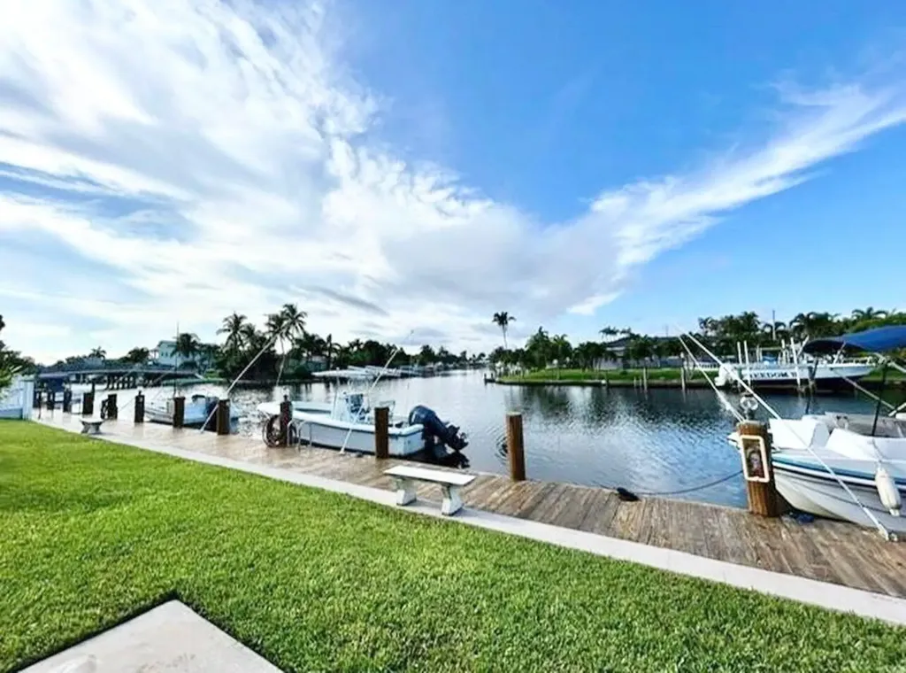 1004 Pine Drive Pompano Beach FL 33060