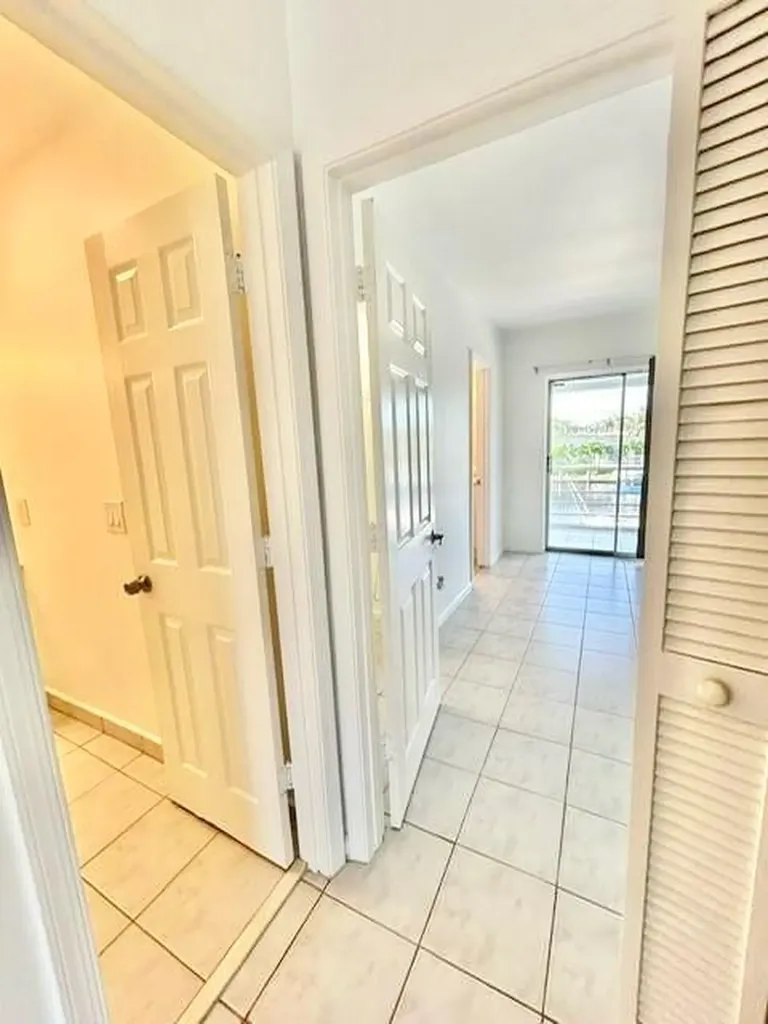 1004 Pine Drive Pompano Beach FL 33060