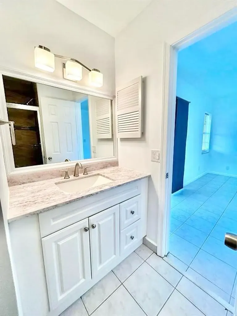 1004 Pine Drive Pompano Beach FL 33060