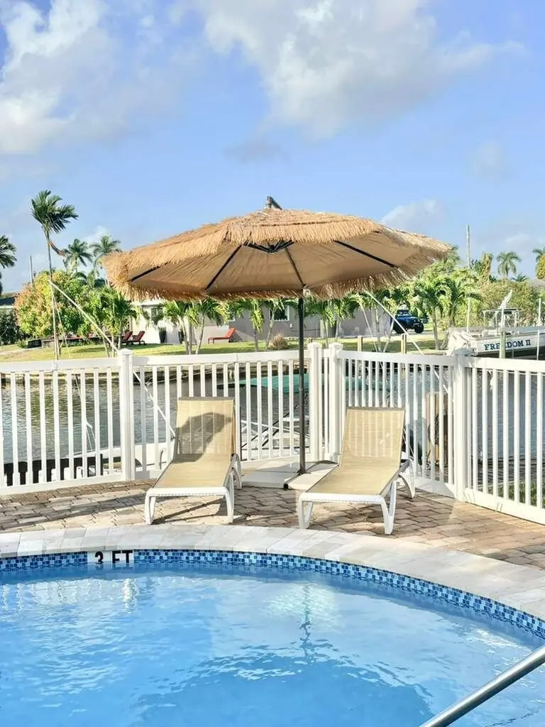 1004 Pine Drive Pompano Beach FL 33060