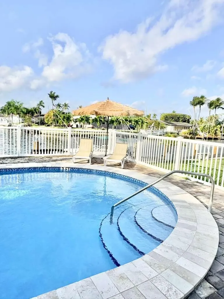 1004 Pine Drive Pompano Beach FL 33060