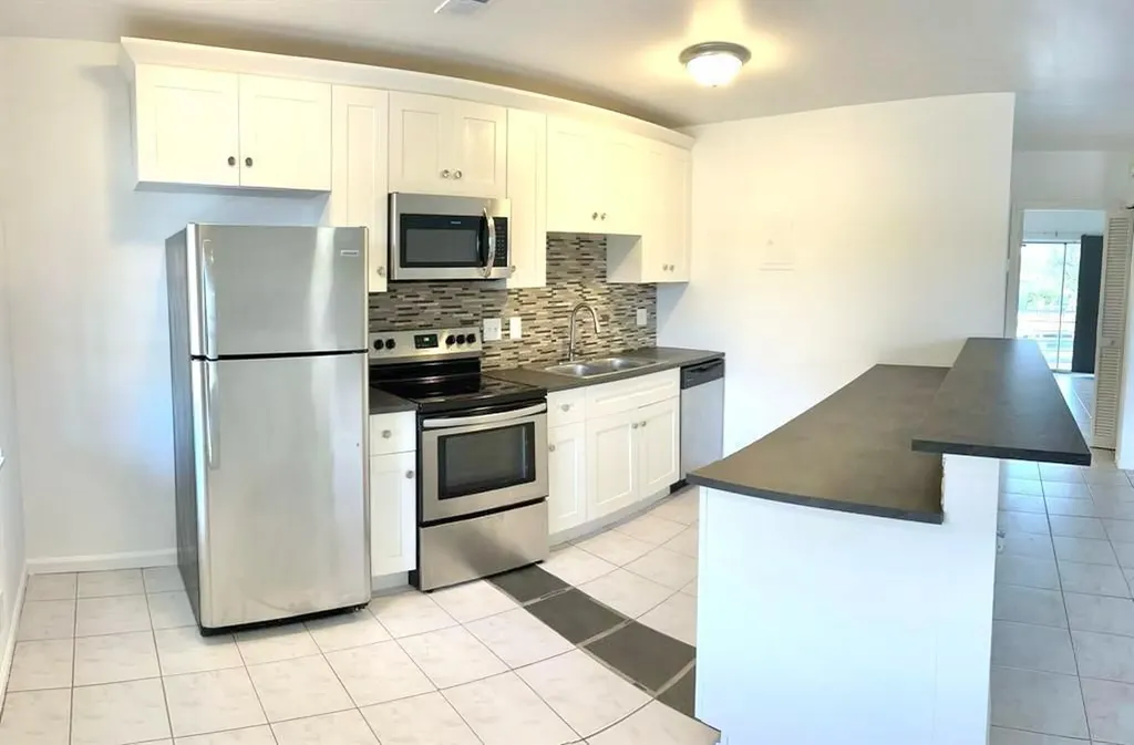 1004 Pine Drive Pompano Beach FL 33060