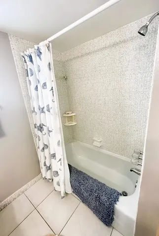 10 Colonial Club Drive Boynton Beach FL 33435