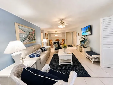 10 Colonial Club Drive Boynton Beach FL 33435