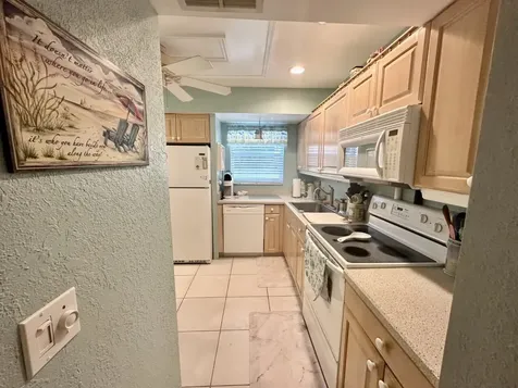 10 Colonial Club Drive Boynton Beach FL 33435