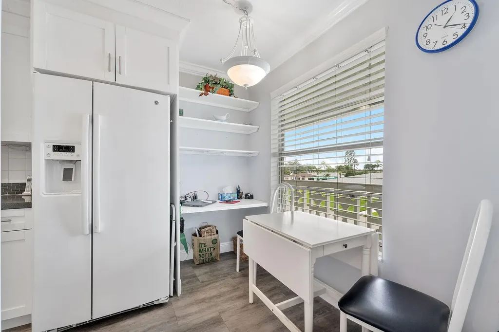 2401 Del-aire Boulevard E Delray Beach FL 33445