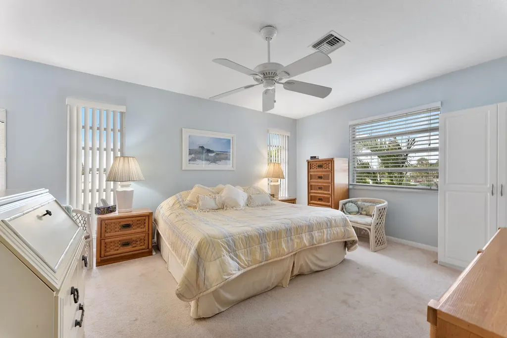 2401 Del-aire Boulevard E Delray Beach FL 33445