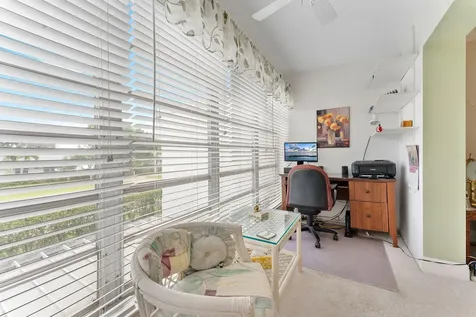 2401 Del-aire Boulevard E Delray Beach FL 33445