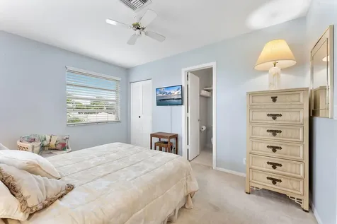 2401 Del-aire Boulevard E Delray Beach FL 33445
