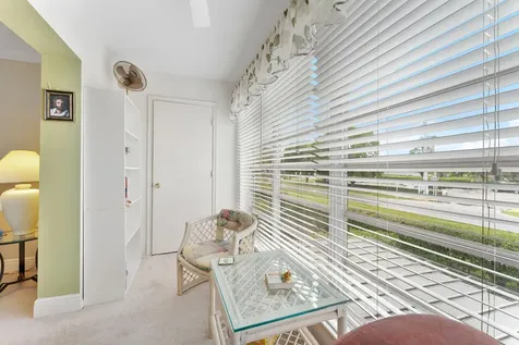2401 Del-aire Boulevard E Delray Beach FL 33445