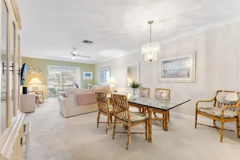 2401 Del-aire Boulevard E Delray Beach FL 33445