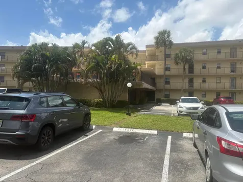 9355 SW 8th Street Boca Raton FL 33428