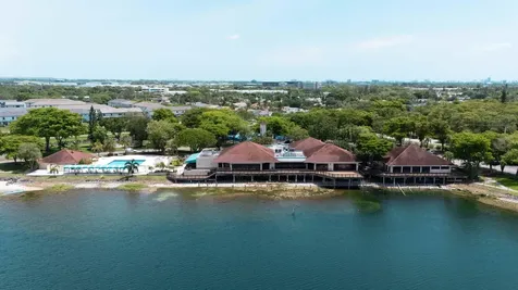 109 Lake Emerald Drive Oakland Park FL 33309