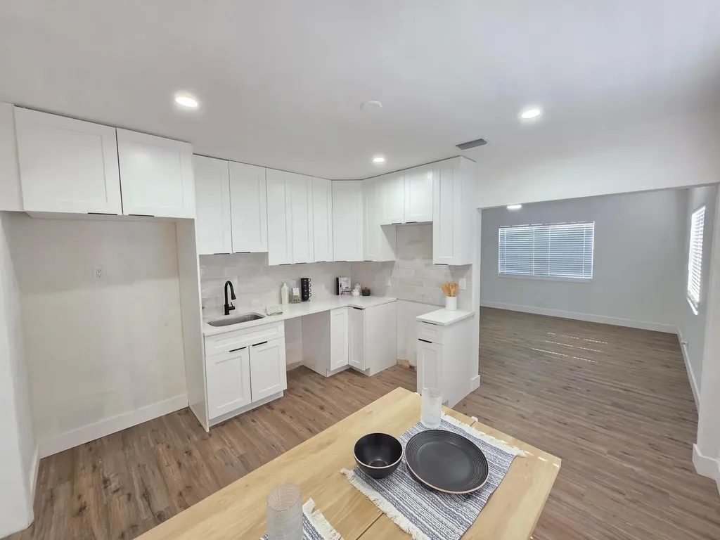 2503 Scott Street Hollywood FL 33020